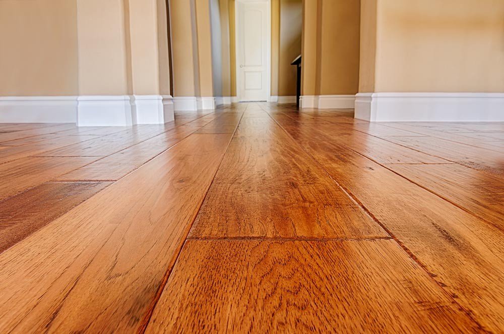 How to Level an Uneven Floor Before Applying the Final Finish